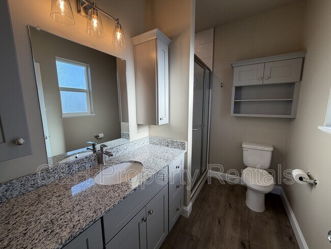 Building Photo - 1405 Harmony Ct