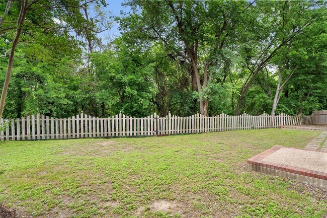 Building Photo - 16303 Ascent Cove