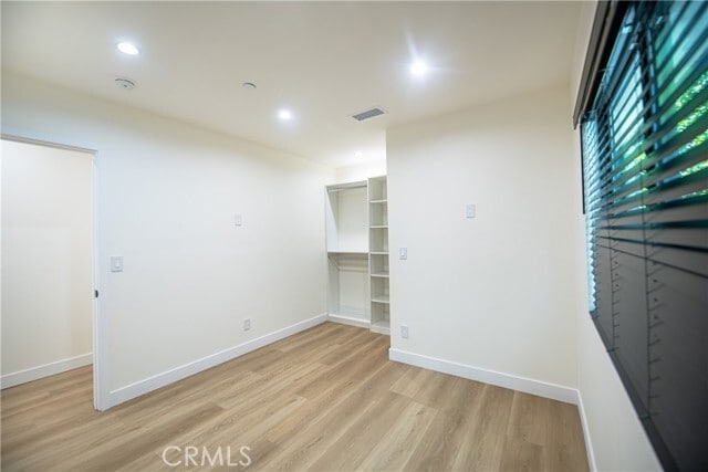 Building Photo - 7760 Independence Ave