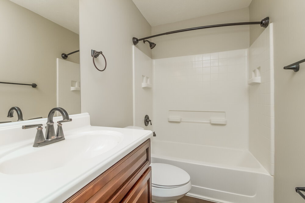 Building Photo - 2735 Sutherland Dr