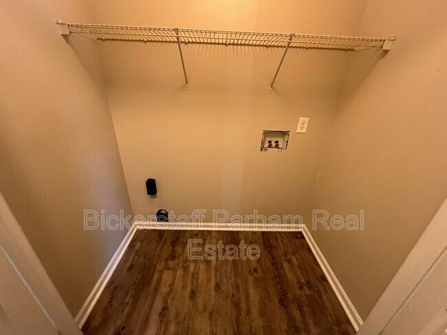 Building Photo - 24 Crosswinds Rd