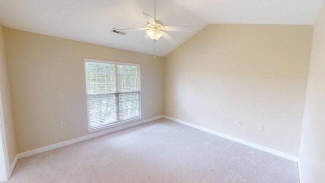 Building Photo - 378 Summergate Dr