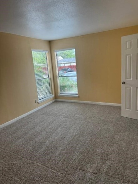 Building Photo - 16111 Aspenglenn Dr