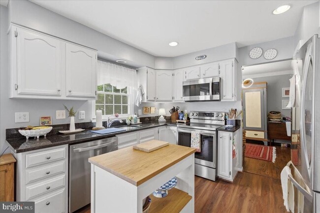 Building Photo - 2327 Colts Brook Dr