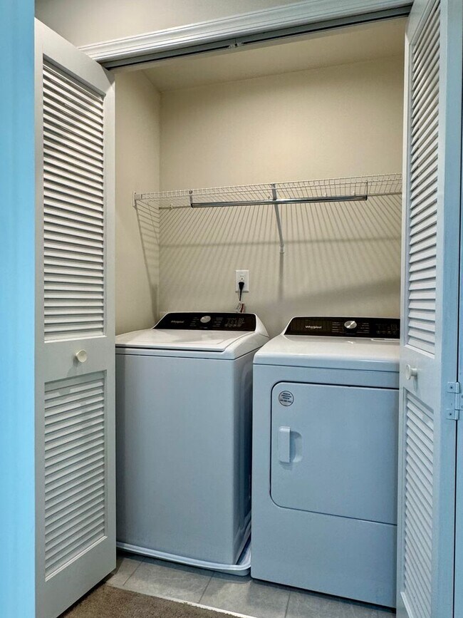 Building Photo - 4914 Crossley St