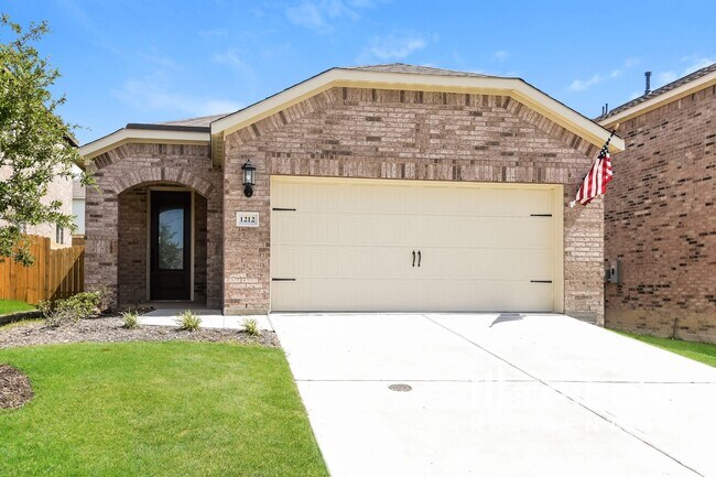 Primary Photo - 1212 Dye Blvd