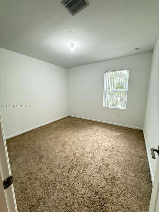 Building Photo - 29380 SW 143rd Pl