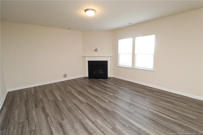 Building Photo - 123 Glen Clova Dr