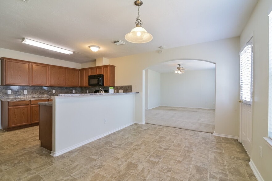 Building Photo - 16347 Bantam Ridge Ct