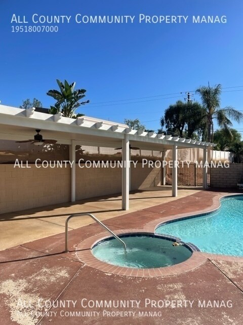 Building Photo - 16285 Capella St