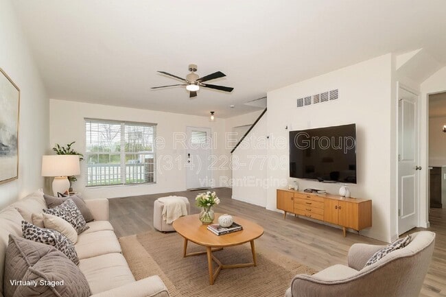 Building Photo - 6 Snowdrop Ct