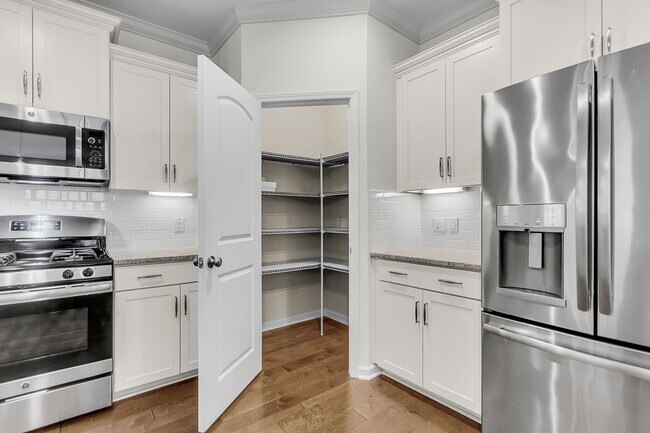 Building Photo - 4 Bed 3 Bath on Tepal - NEW