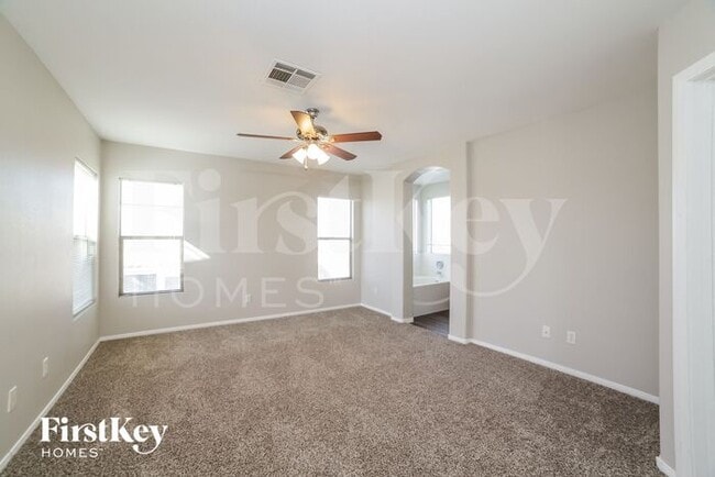 Building Photo - 4715 Rockpine Dr