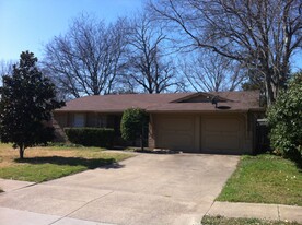 Building Photo - 13527 Shahan Dr