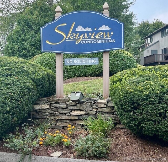 Building Photo - 169 Skyview Dr