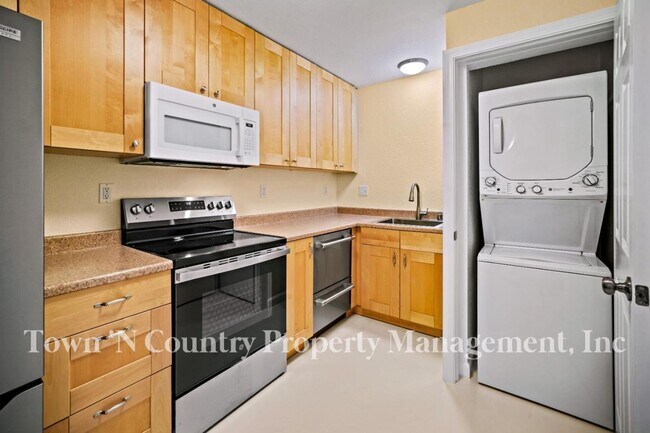 Building Photo - Now Available in Monterey’s Sun Belt | Stylish Updated Condo in a Prime Location