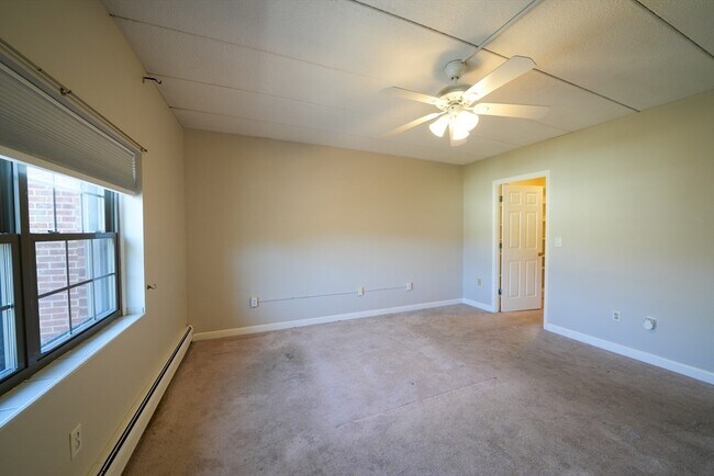 Building Photo - 16 Winter St