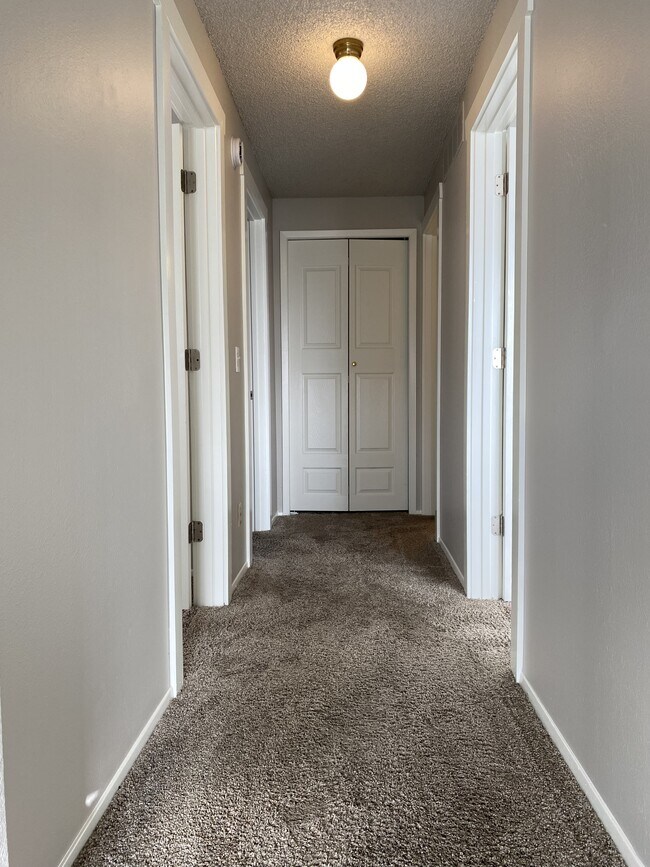 Building Photo - 1510 Storey St