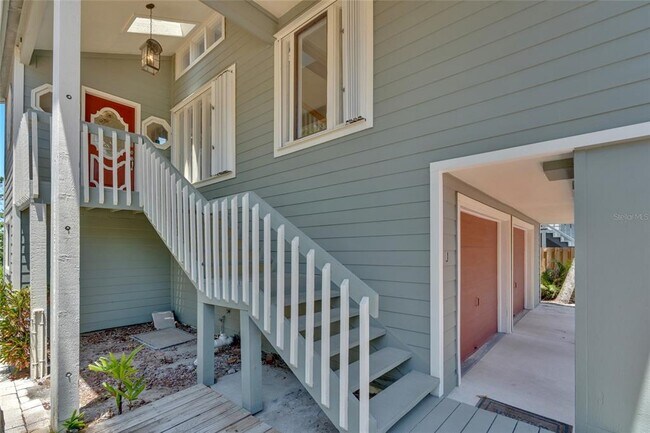 Building Photo - 4051 N Shell Rd