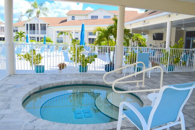 Building Photo - 8370 Wingate Dr