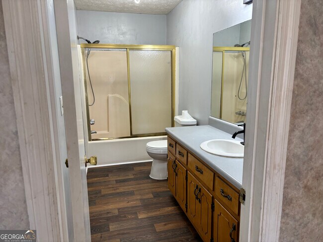 Building Photo - 223 Griffin Park Rd