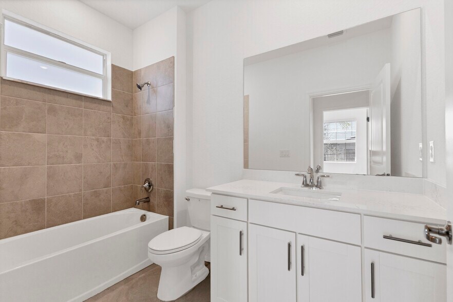 Building Photo - 19095 Cabernet Ct