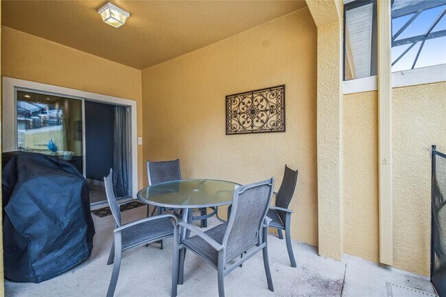 Building Photo - 8841 Candy Palm Rd