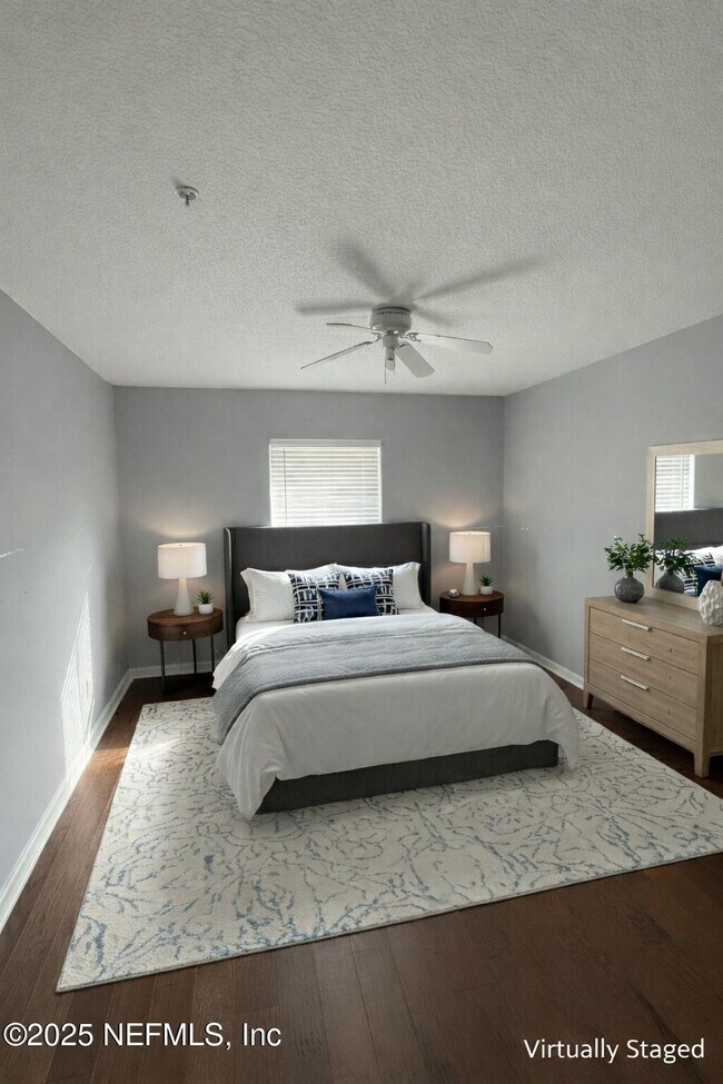 Building Photo - 845 Black Cherry Dr S