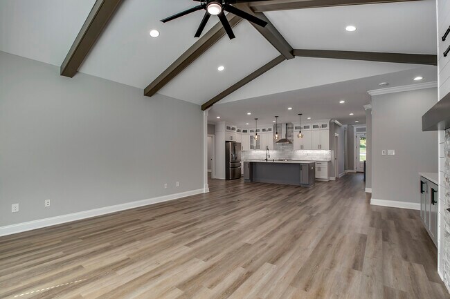 Building Photo - 310 Dudala Way