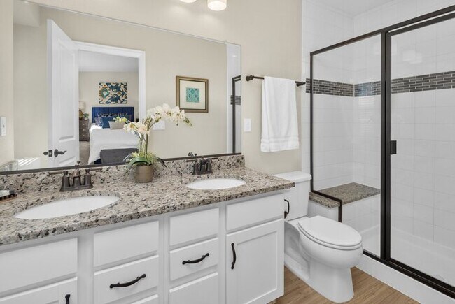 Building Photo - Off-The-Charts Incredible Collier Hill Home