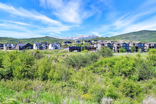Building Photo - 6486 UT-39