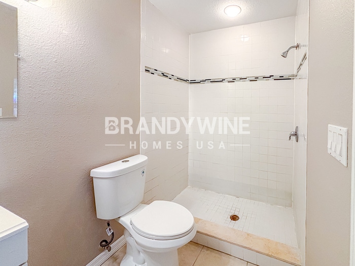 Building Photo - 2911 6th Ave S