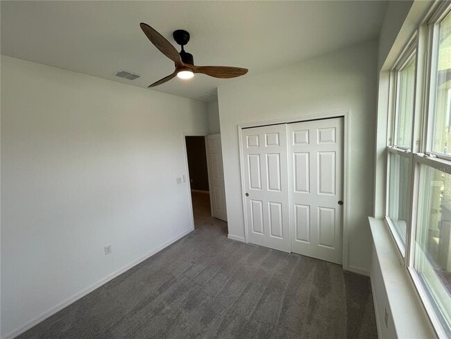 Building Photo - 689 Crown Rose Dr