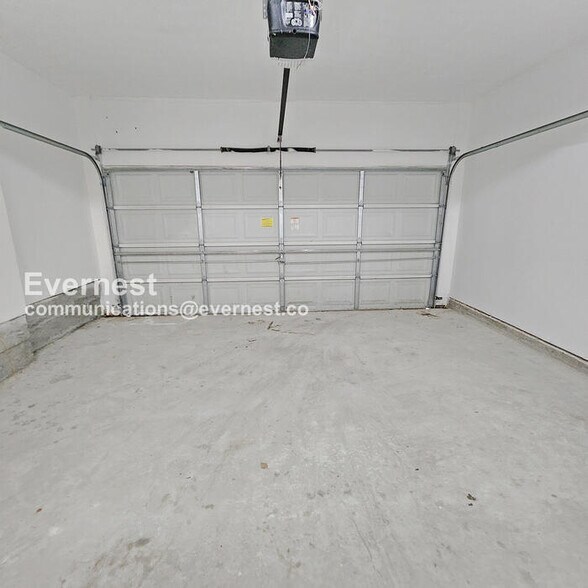 Building Photo - 6870 Old Bethsaida Way