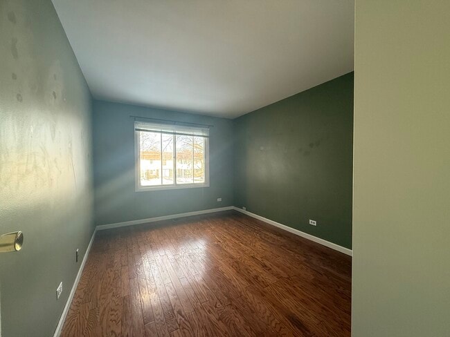 Building Photo - 3108 Roberts Dr