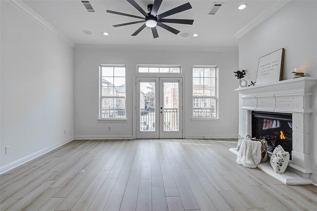 Building Photo - 5 Versante Ct