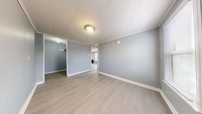 Building Photo - 87 Mack Ave