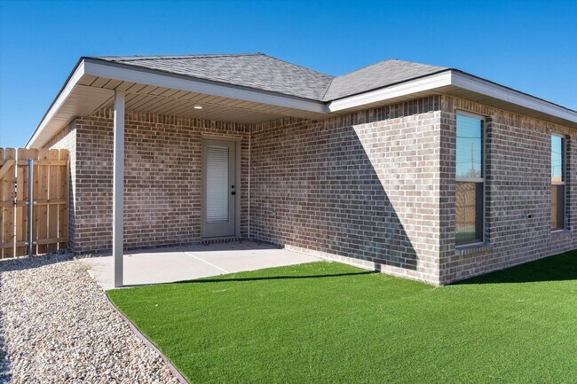 Building Photo - 2503 Langford Ave