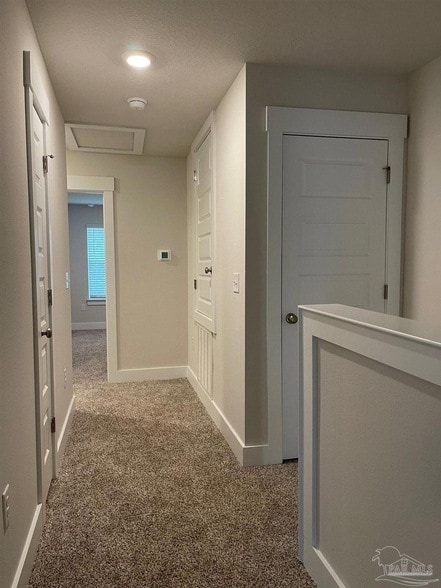 Building Photo - 1650 Iroquois Ct