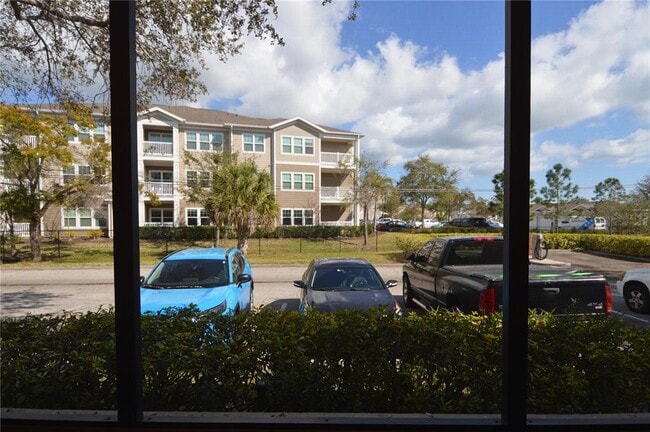 Building Photo - 10265 Gandy Blvd N