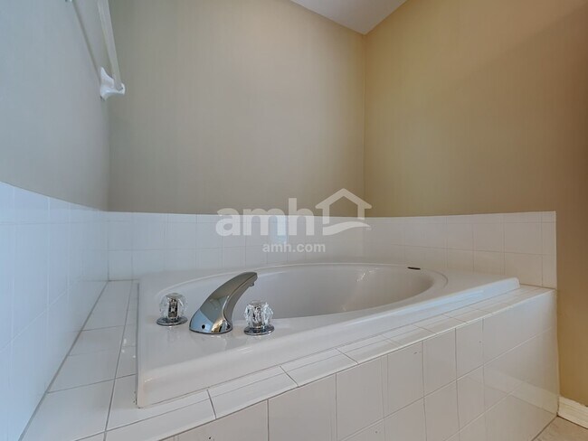 Building Photo - 4623 Turtle Bay Ter