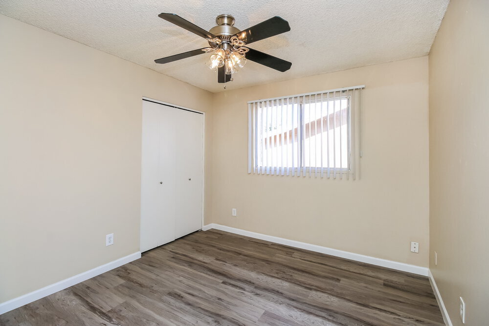 Building Photo - 3039 S Kenneth Pl