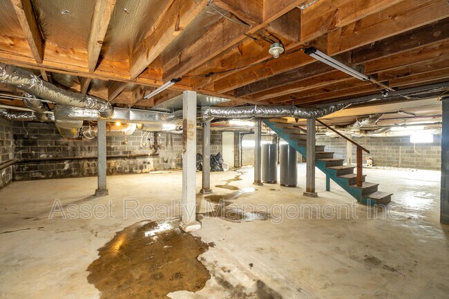 Building Photo - 4802 Inskip Rd