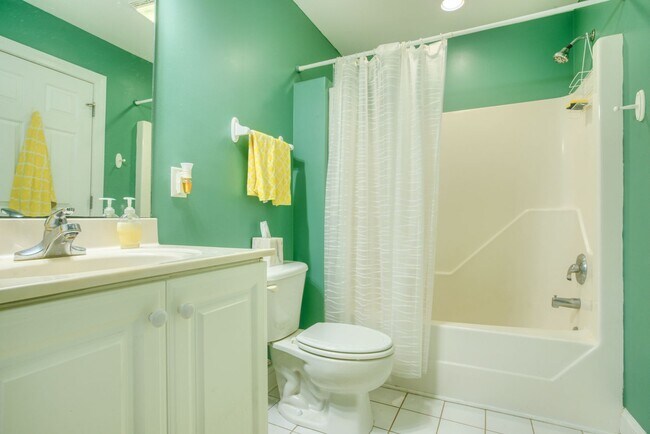 Building Photo - Coastal Duplex with Stunning Water Views — 4BR/3BA | Steps from the Beach!