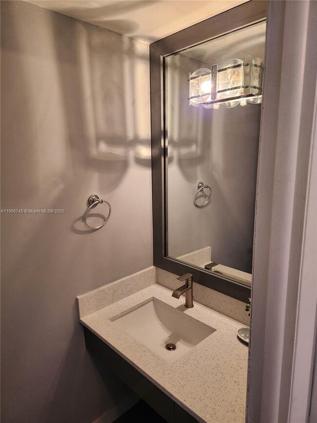 Building Photo - 1080 94th St