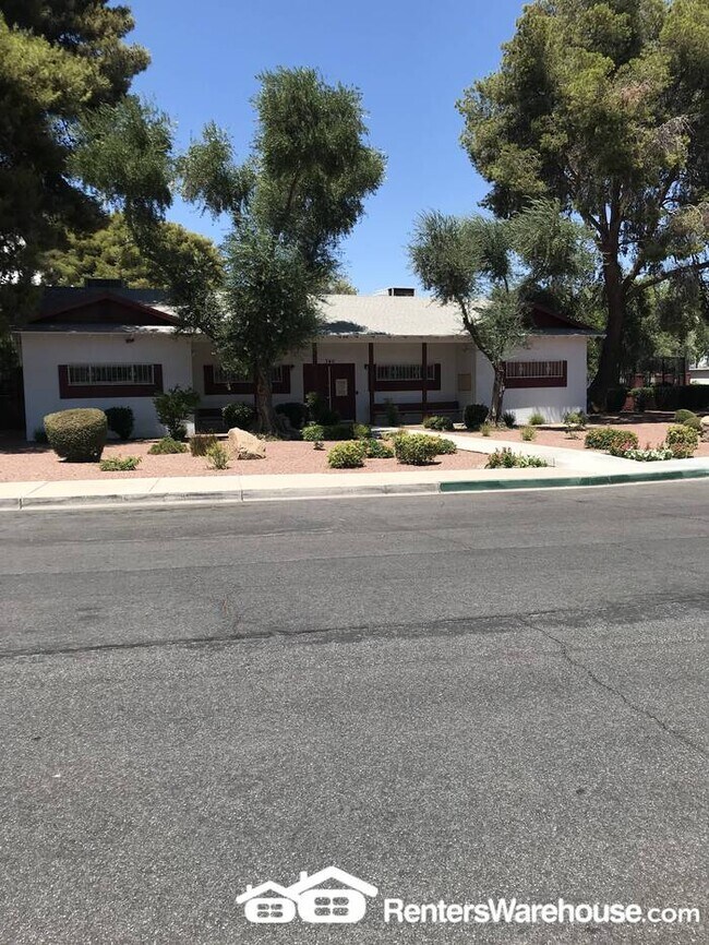 Building Photo - Renters Warehouse proudly presents a commu...