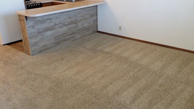 Building Photo - 2193 E Columbia St