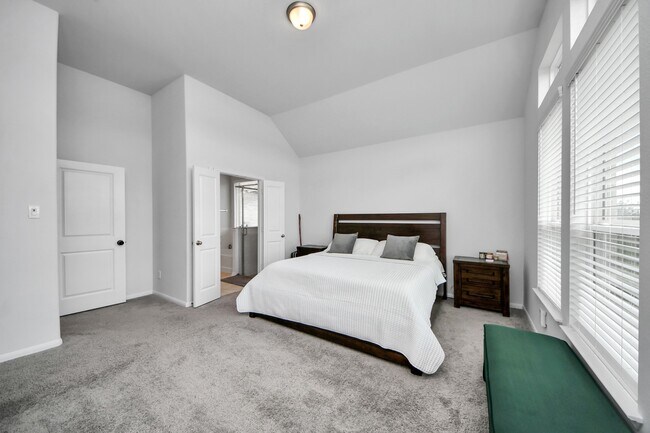 Building Photo - 1614 Sequoia Run Dr