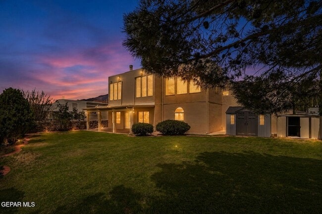 Building Photo - 825 Dulce Tierra Dr