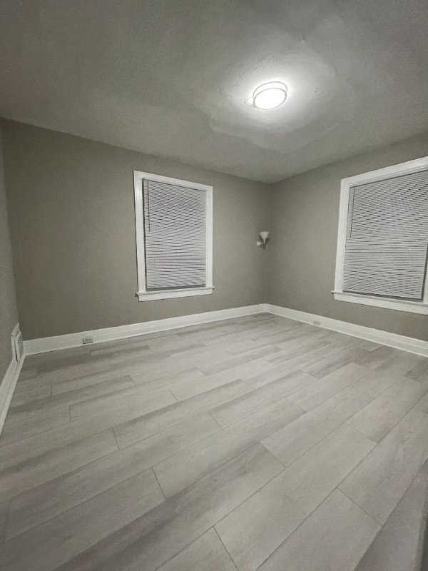 Building Photo - 170 Woolper Ave